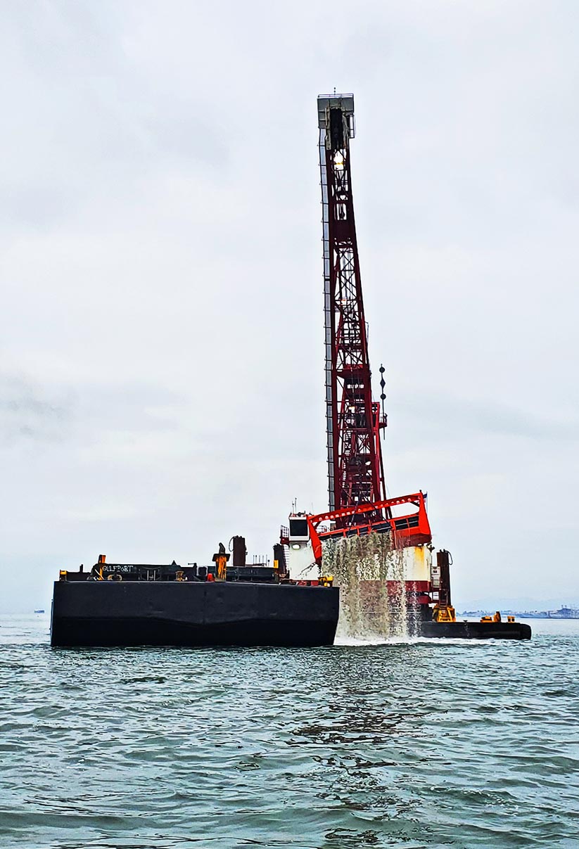 Dredge water quality monitoring